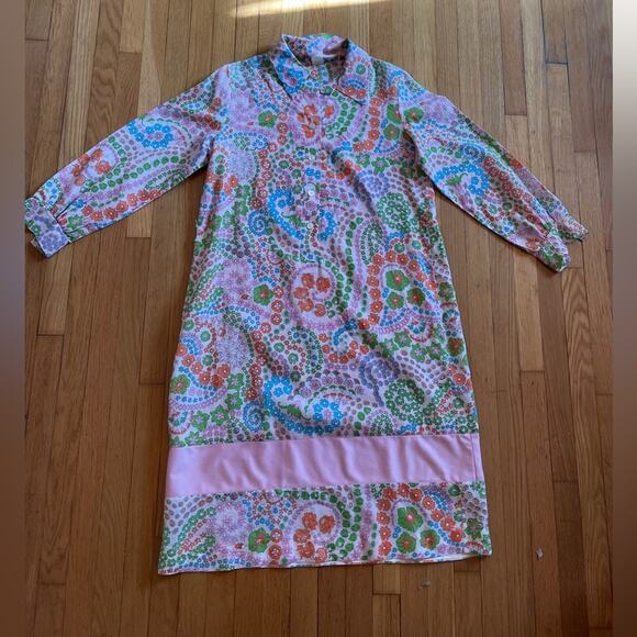 60s Vintage Pink Floral Shirt Dress - Picture 4 of 8